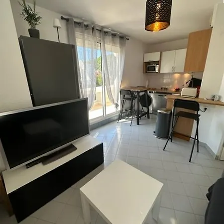 Apartamento Secteur Golf T2 Pour 4 Personnes N52 La Grande-Motte